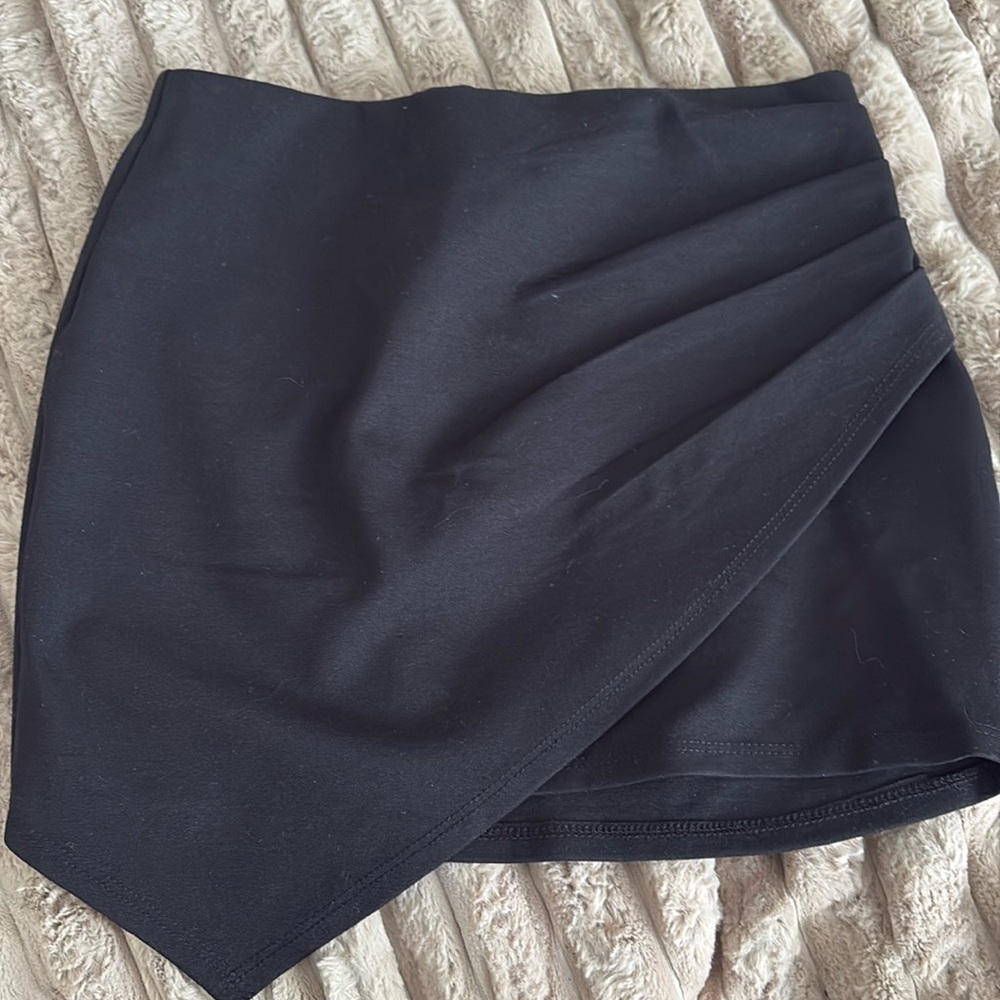Black skirt